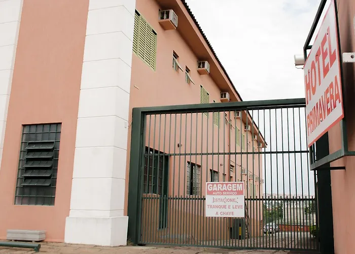 Primavera IndaiatubaHotel Em